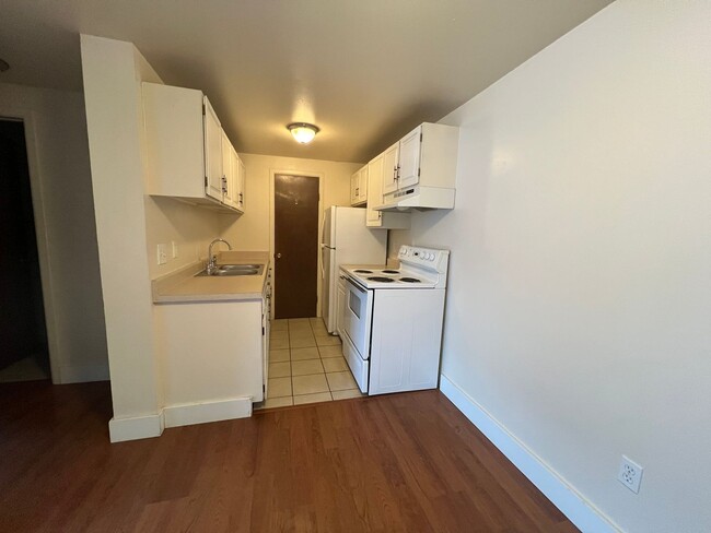 Photo - Robertson1005 (KC-DT) Unit A2