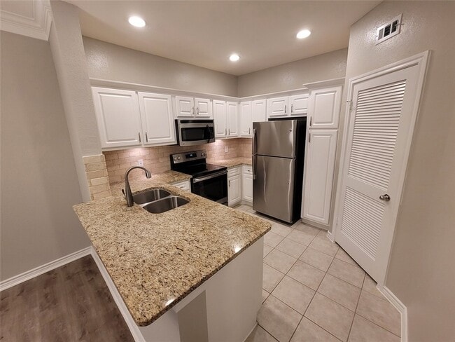 Photo - 1919 Post Oak Park Dr Unit 4308