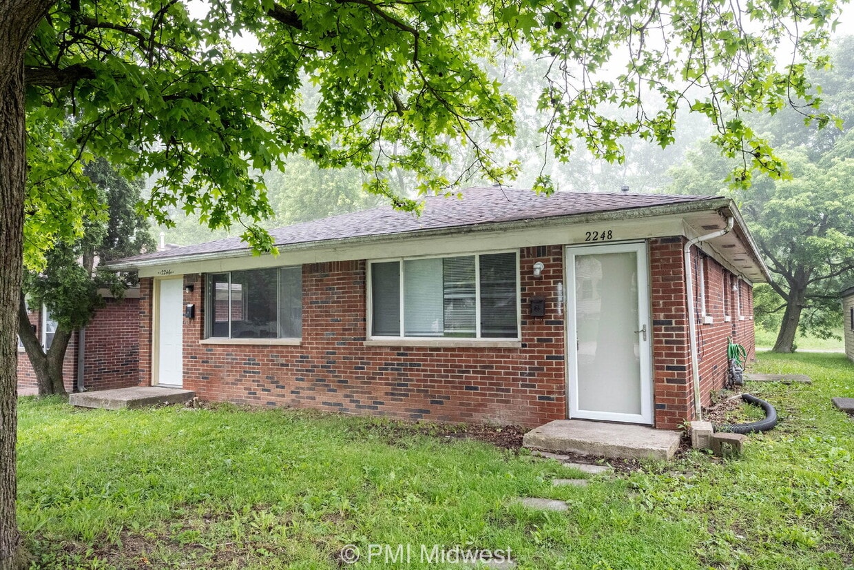 Photo - "Charming 2-Bedroom Duplex at 2248 North Leland Avenue - Cozy Comfort Awaits in Indianapolis!"