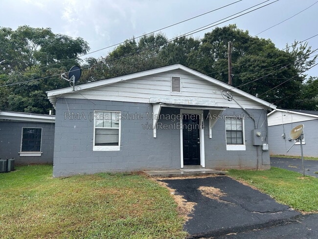 Building Photo - 917 Cleveland St