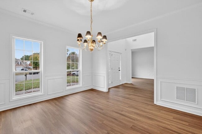 Photo - 2467 Bittersweet Cir