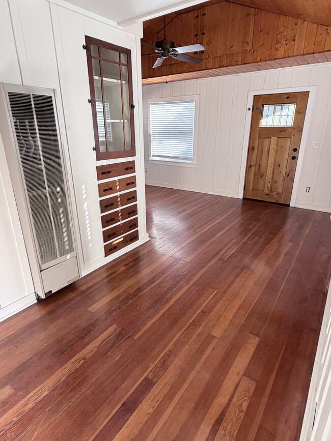 Front Door from dining/breakfast nook - 5035 Mansfield Unit Back
