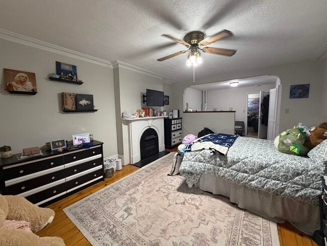 Photo - 710 Hudson St Unit 1