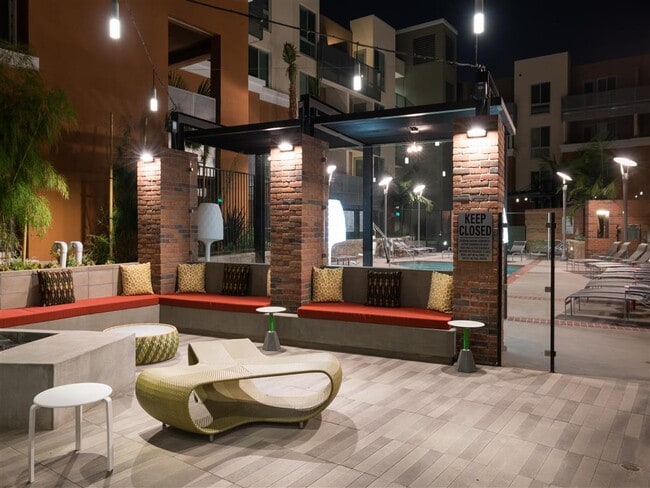 Garey Building