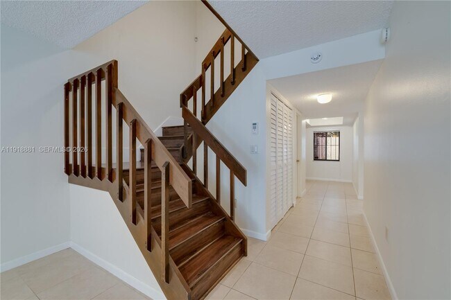 Photo - 7827 SW 106th Cir