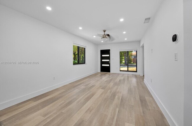 Photo - 3050 SW 26th St Unit 3050