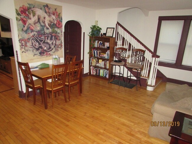 Photo - /Charming 3BR Near Downtown Madison - Avai...