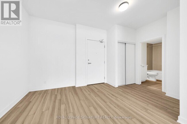 Photo - 51 Clarington Blvd Unité 327