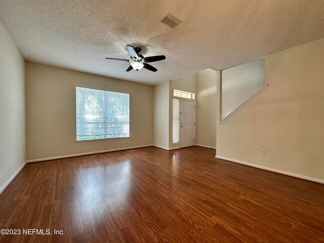 Photo - 502 Sherwood Oaks Dr