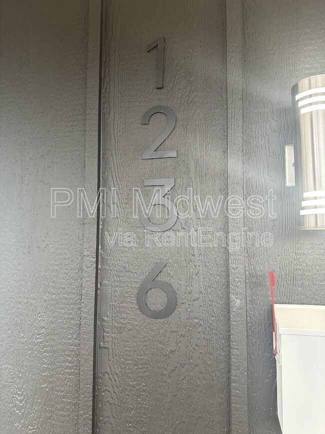 Photo - 1236 W 18th St