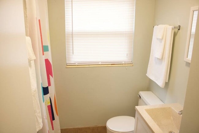 Building Photo - 5009 TANGERINE AVE S Unit 5009