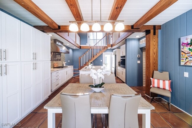 Photo - 374 14th Ave S