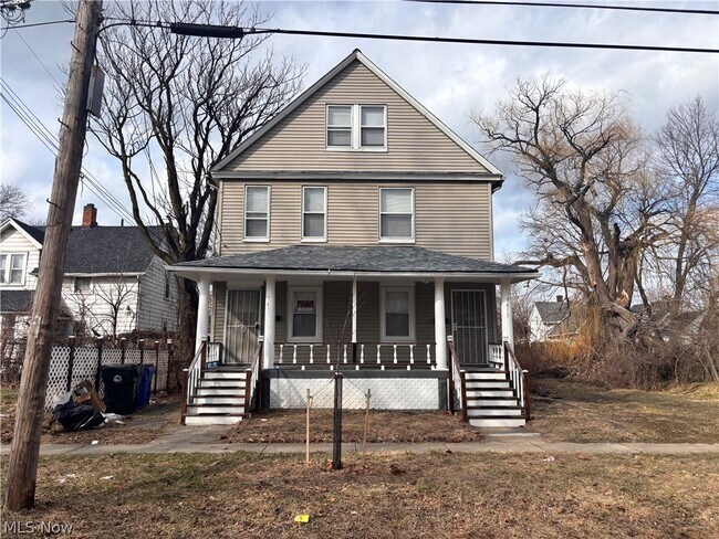 Building Photo - 7411 Cornelia Ave Unit 1