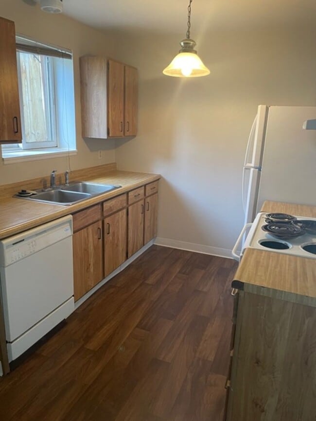 Photo - 831 Blackmore Rd Unit 831 Blackmore Road #3