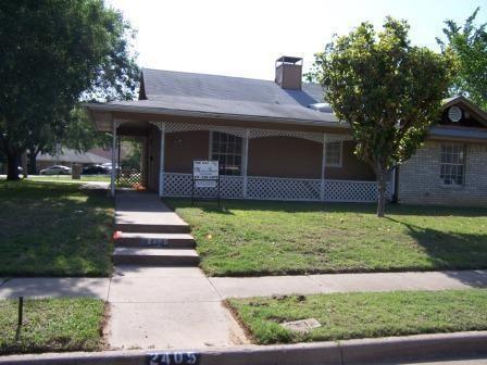 Photo - 2405 Willow Oak Dr House