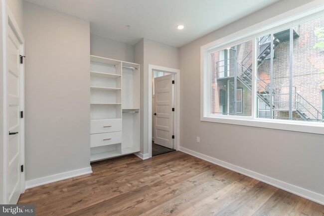 Photo - 437 N 35th St Unit B