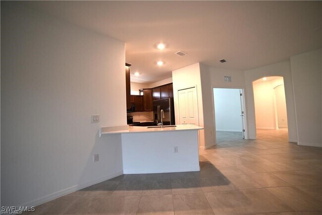 Photo - 2665 Vine Ave