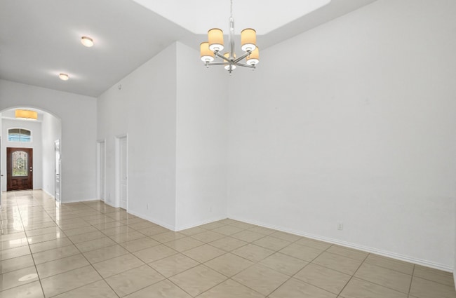 4703 Goldeneye Dr