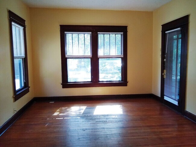 211 N Grant St Unit B