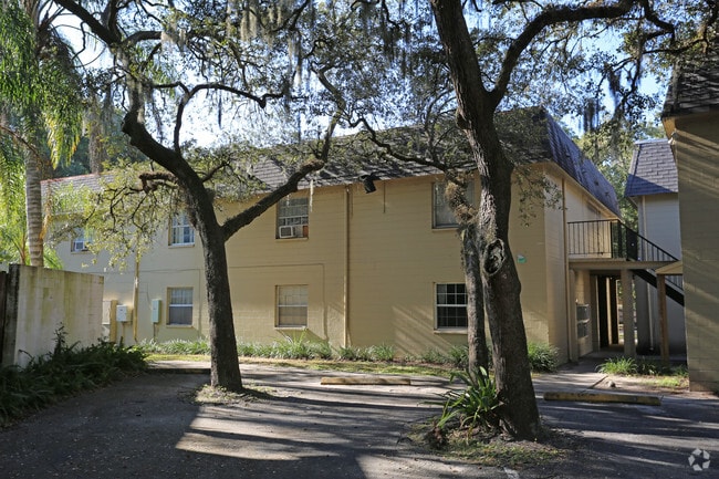 Andover Club Apartments For Rent in Tampa, FL