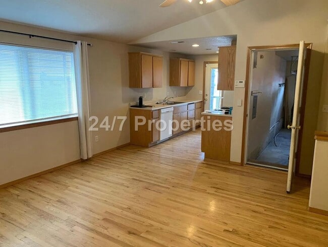 Photo - 2025-445MF Unit 447