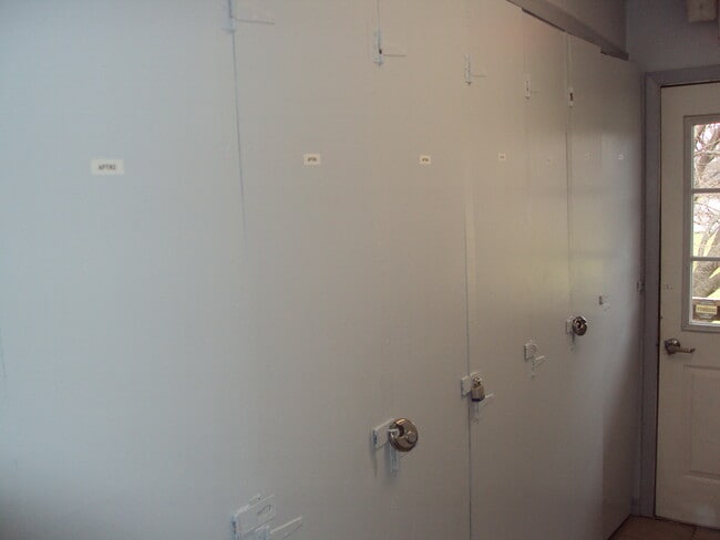 Storage lockers - 218 NW College Ave Unit #1