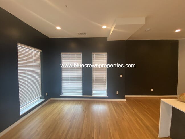 Photo - 1245 Gano St