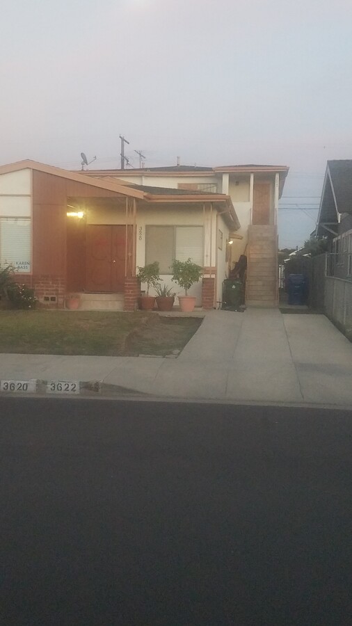 Front of Duplex - 3622 4th Ave Apartments Unit 3622 4thAve