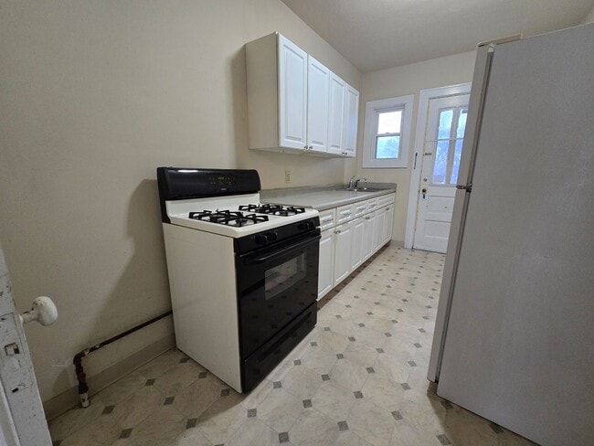 Photo - 1308 N Main St Unit 2N