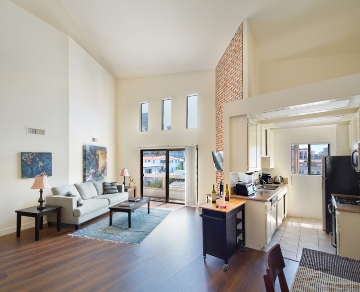Light and Airy Units