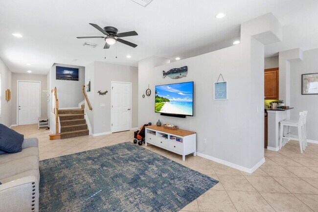 Photo - "Spacious 3-Bedroom Condo Retreat in Ester...