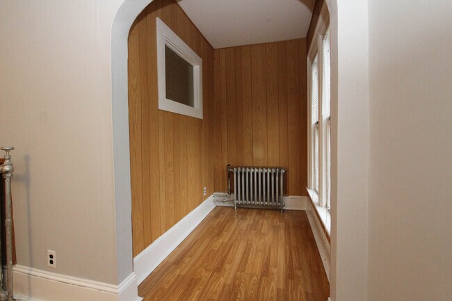 Photo - 130 Victoria St Unit 3