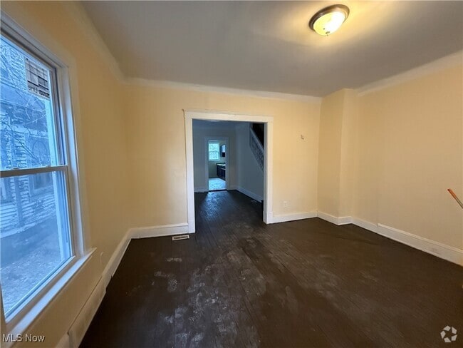 Building Photo - 2197 E 80th St Unit 2197 Rental