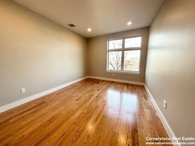 Photo - 16 Baker Ct Unit 16 Baker Ct