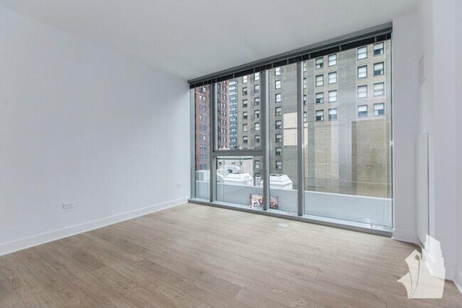 Building Photo - 1 bedroom in Chicago IL 60601 Unit 1410 Rental