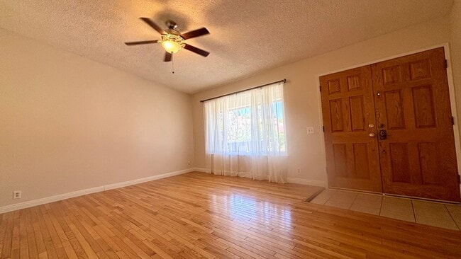 Photo - 21536 Carriso Rd