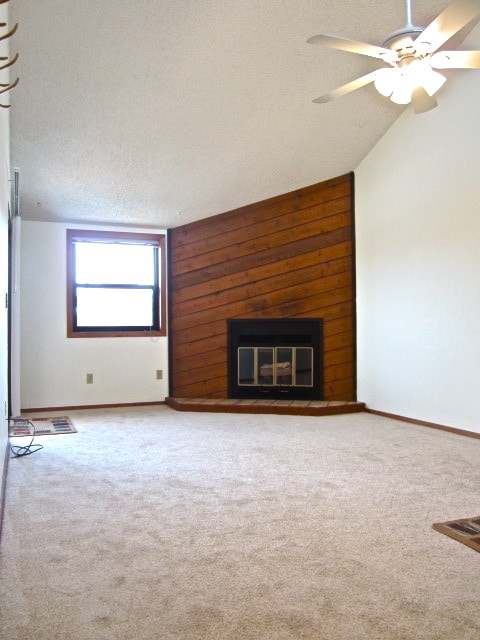 Photo - FALL PRE-LEASE! Large One Bedroom Top Floor Loft At Gold Run!