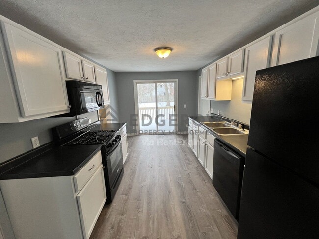 Photo - 1046 Ducey Ave