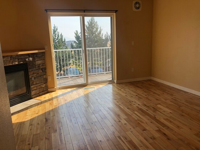 Photo - 2115 Westwood Dr Unit A