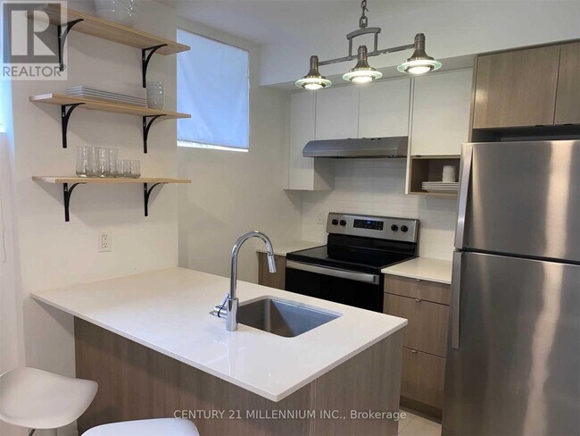Photo - 1131 Cooke Blvd.