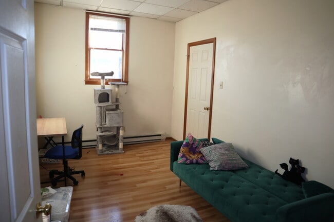 Photo - 448 3rd St Apartamentos Unidad 448 Third Street