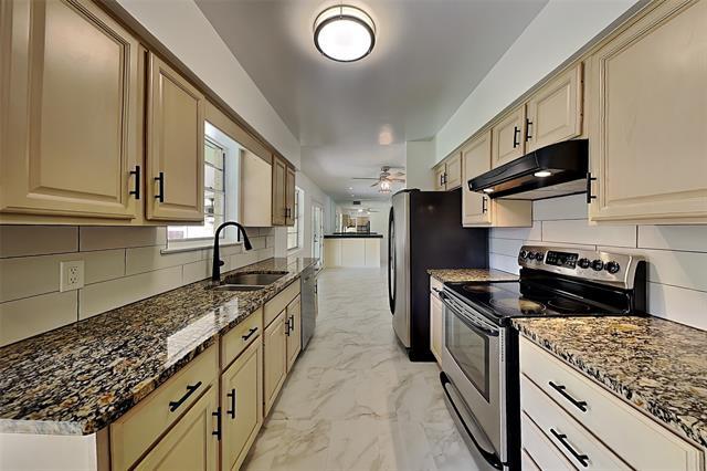 Building Photo - 11029 Watterson Dr