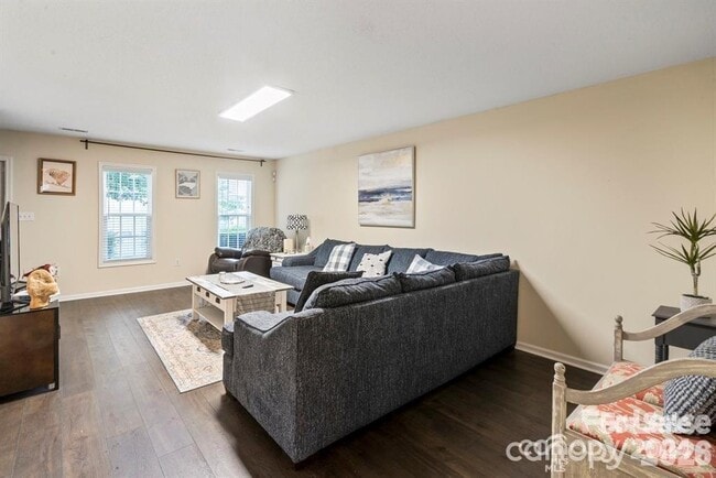 Photo - 128 Locomotive Ln