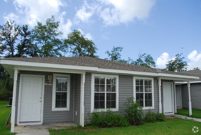 Building Photo - 16017 Abilene St Rental