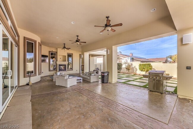 Photo - 2780 El Camino Rd