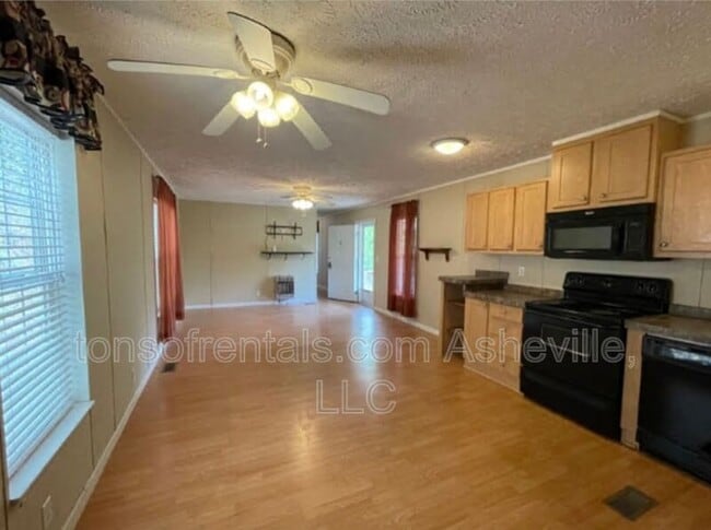 44 Baker Rd