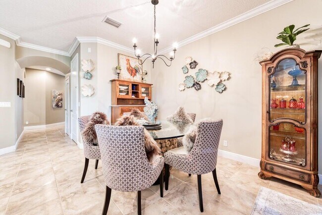 Photo - 2122 Sabal Tree Ct