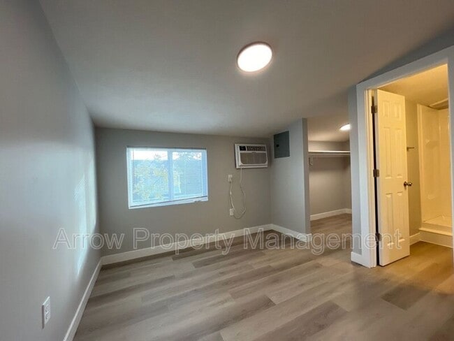 Photo - 877 N 26th St Unit 303