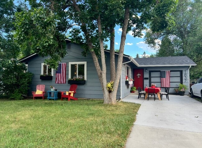 Building Photo - Charming 3 Bedroom / 2 Bath Home Near City Park – Fort Collins