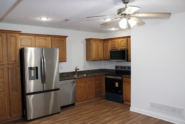 Photo - Beautiful 3 bedrooms and 2.5 baths with vanity in ALL ELECTRIC townhome in Blue Springs, MO